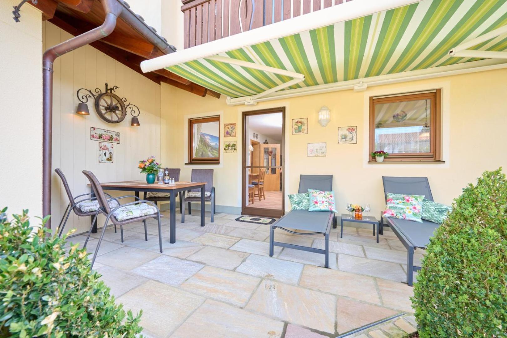 Alpenappartement Traumzeit - Pool / Eigene Terrasse / Garten بيرناو ام شيمسي المظهر الخارجي الصورة