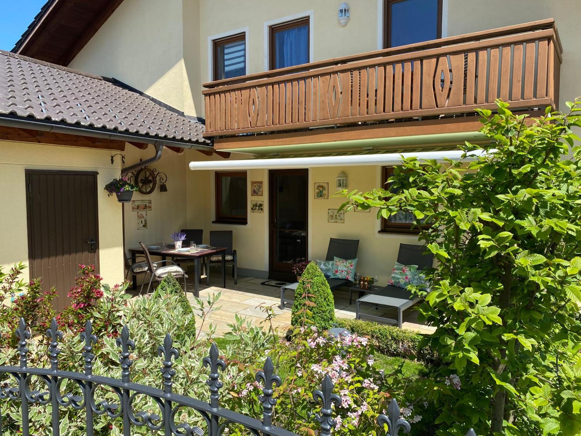 Alpenappartement Traumzeit - Pool / Eigene Terrasse / Garten بيرناو ام شيمسي المظهر الخارجي الصورة