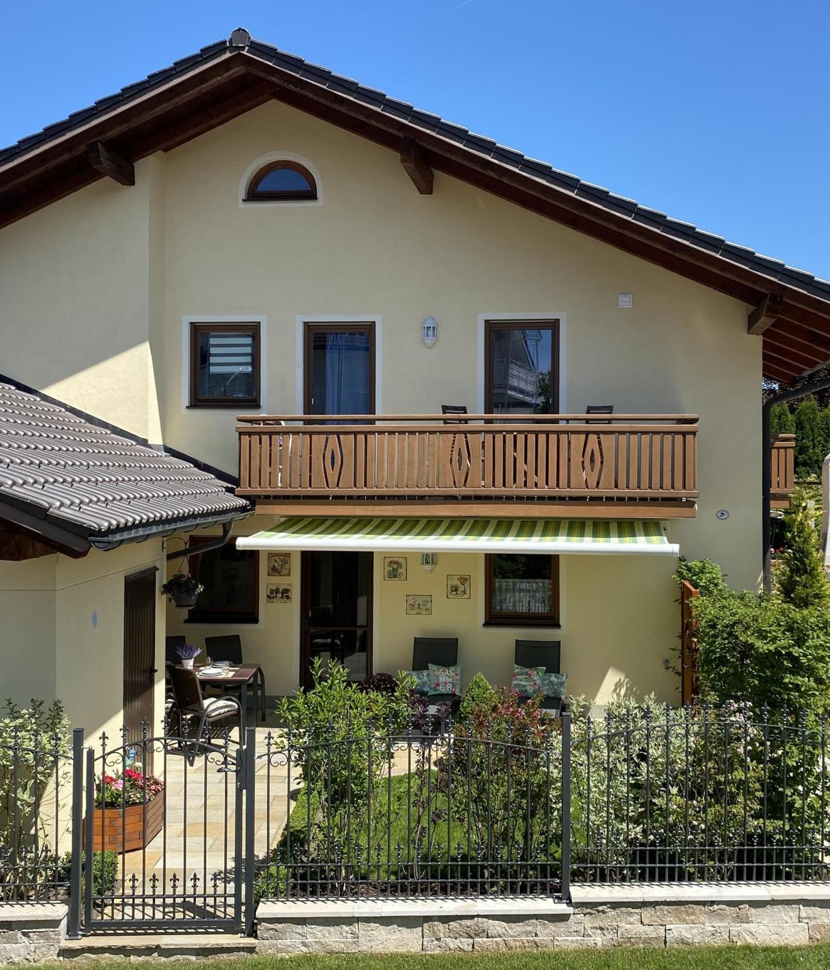 Alpenappartement Traumzeit - Pool / Eigene Terrasse / Garten بيرناو ام شيمسي المظهر الخارجي الصورة
