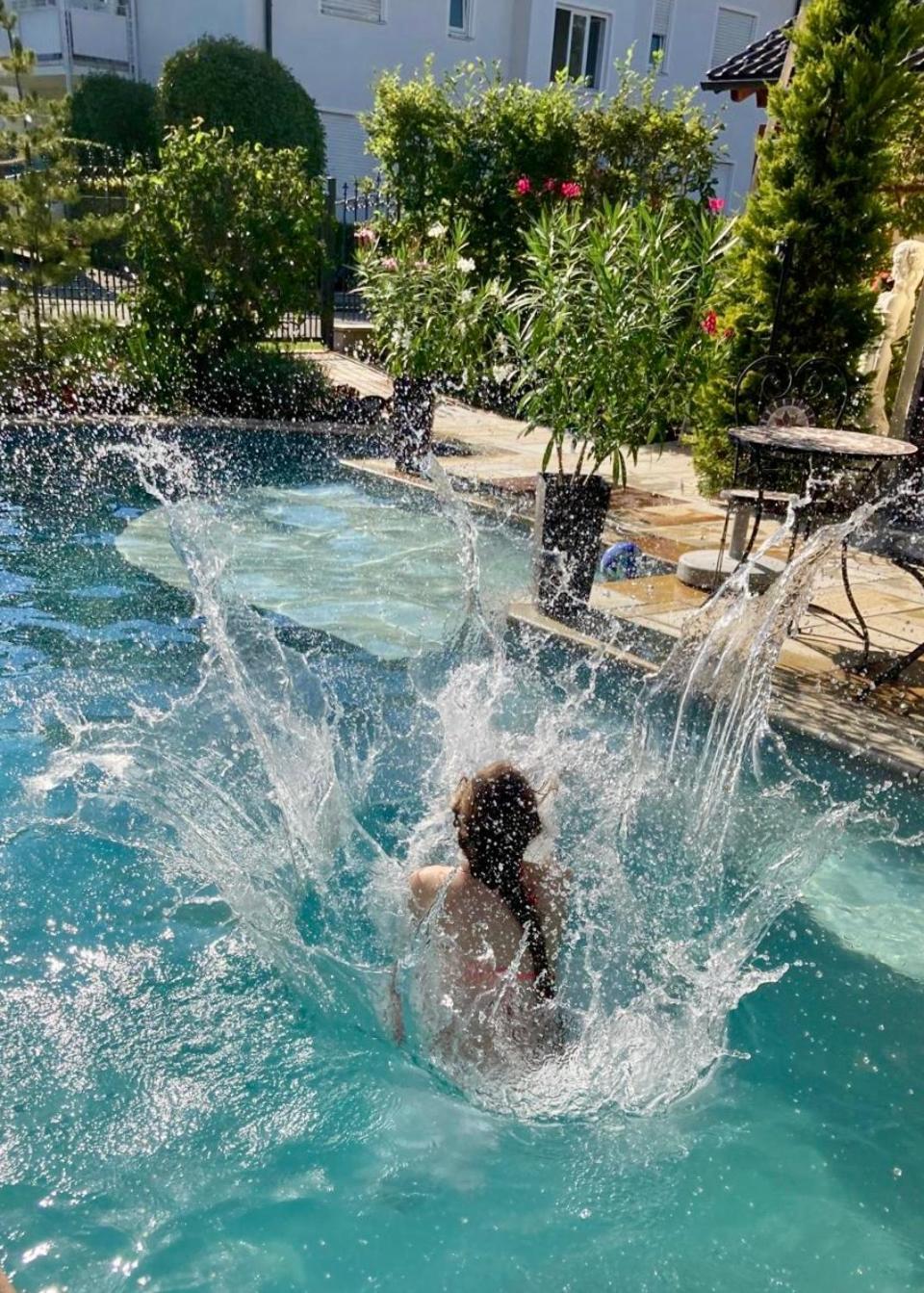 Alpenappartement Traumzeit - Pool / Eigene Terrasse / Garten بيرناو ام شيمسي المظهر الخارجي الصورة